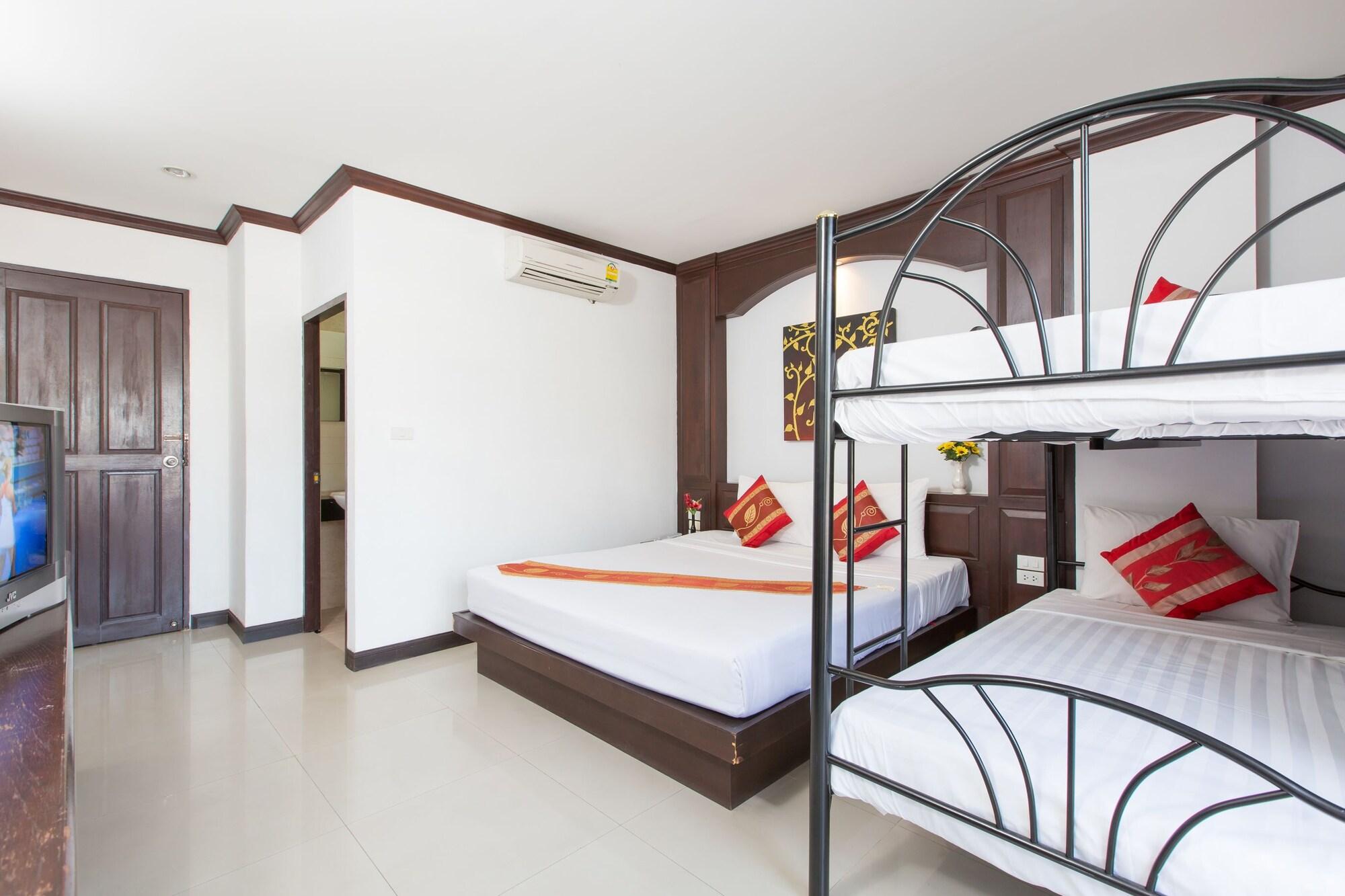 Patong Buri Hotel Esterno foto