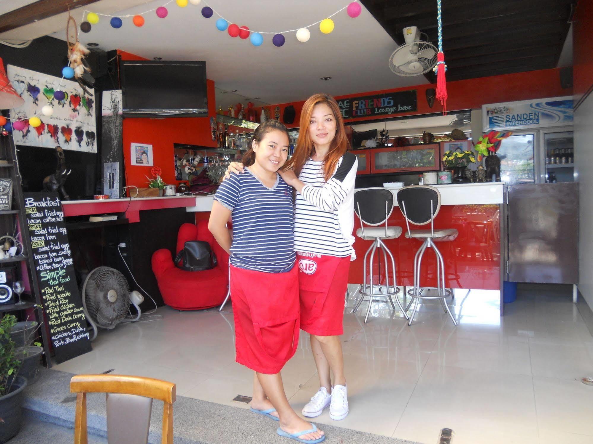 Patong Buri Hotel Esterno foto